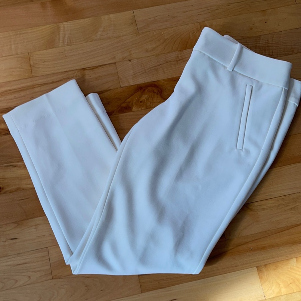 Winter white pants in perfect condition